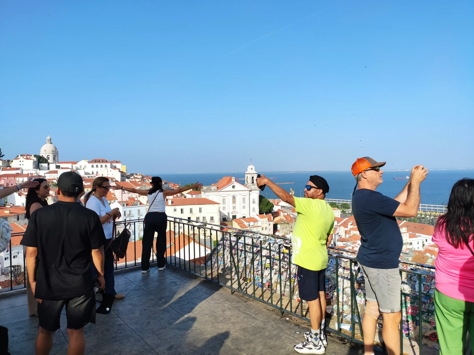 Portas do Sol Viewpoint - walking Tours